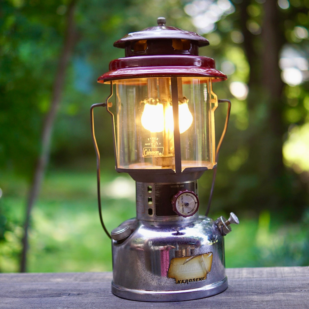 1976/1 COLEMAN 231-720 Kerosene Lantern