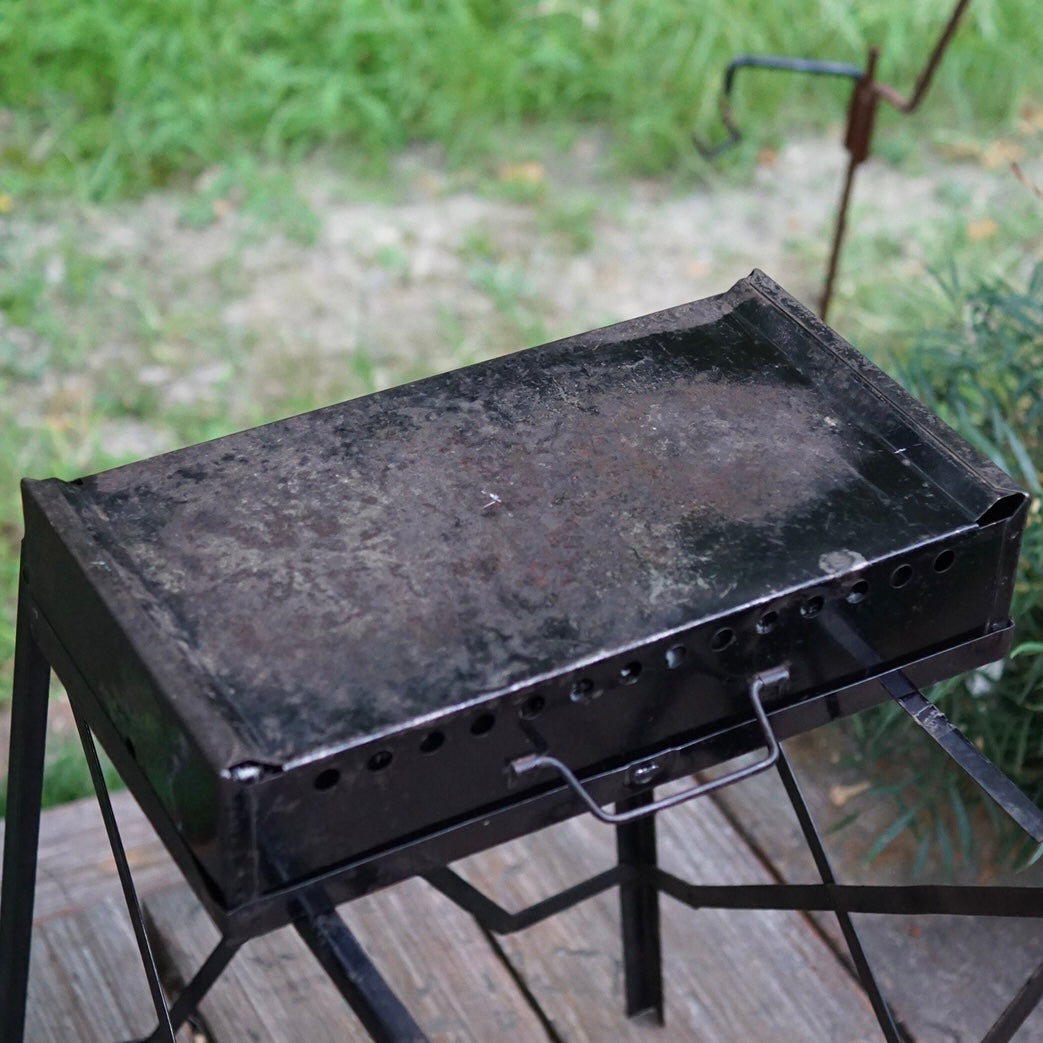 1927-1933's COLEMAN   Model 10 “Gypsy”                Two Burner Stove