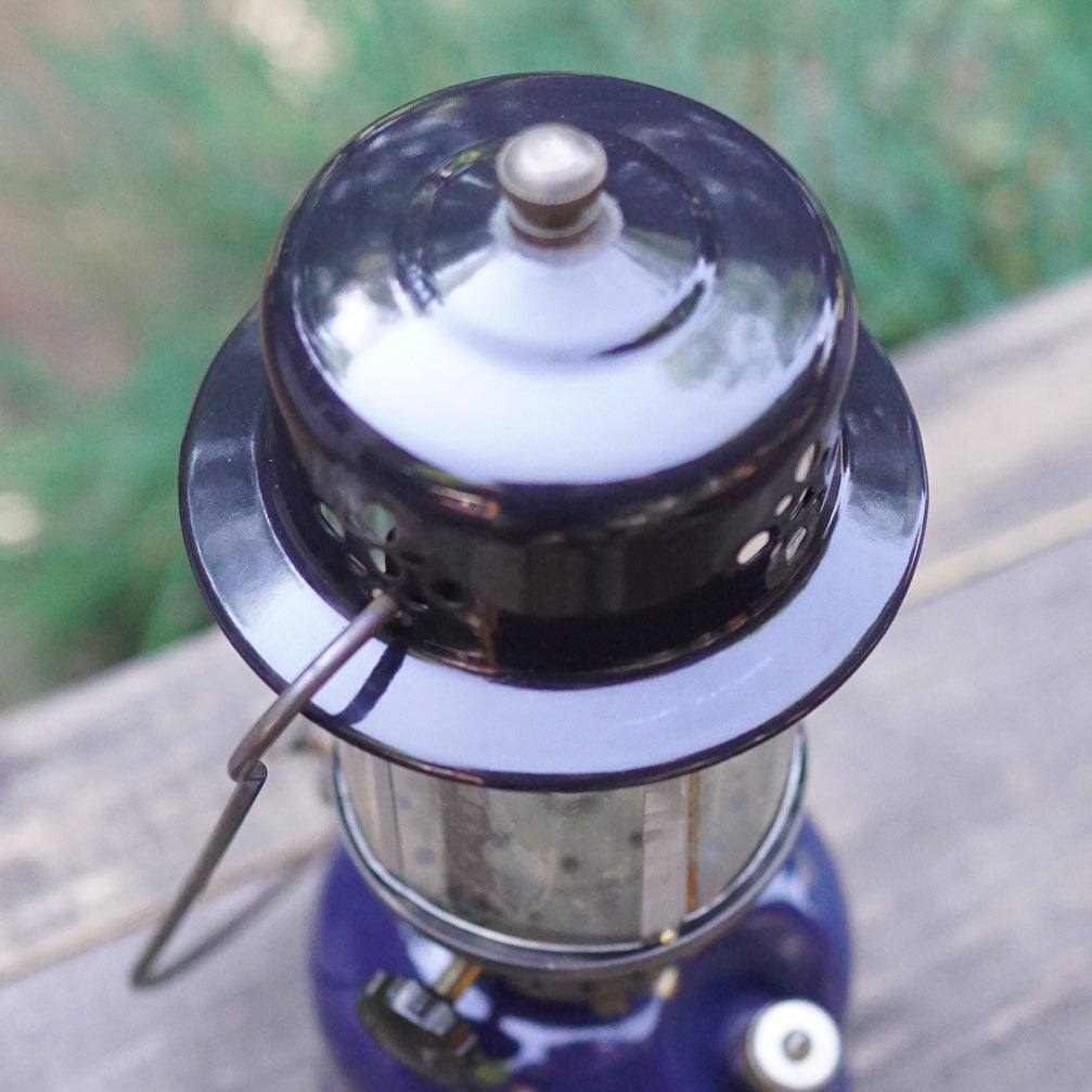 1940's COLEMAN 243A