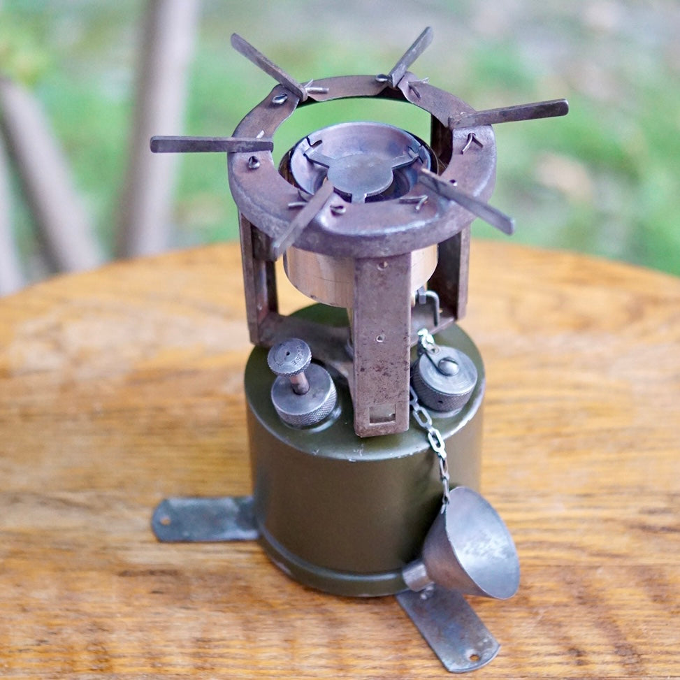 1943's COLEMAN520 GI POCKET STOVE