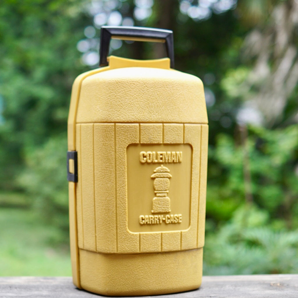 1980/3 COLEMAN Clamshell Lantern Case
