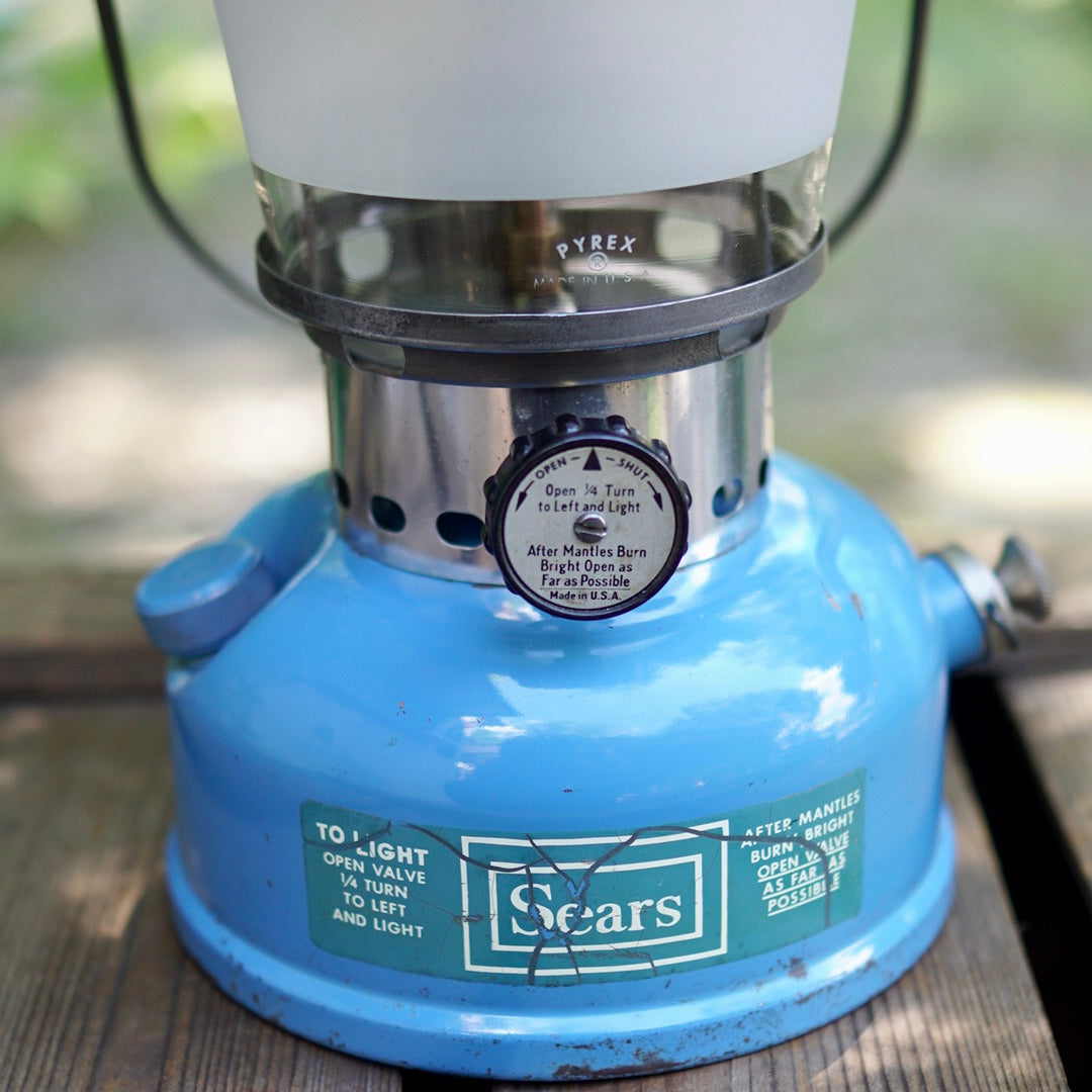 1971/2 SEARS 72215        Single mantle lantern