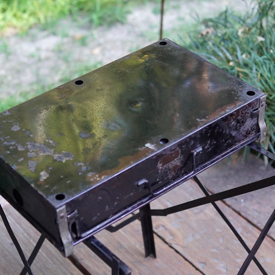 1930's COLEMAN Model 9E Two Burner Stove
