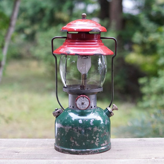 1951/8 COLEMAN 200A Christmas Lantern