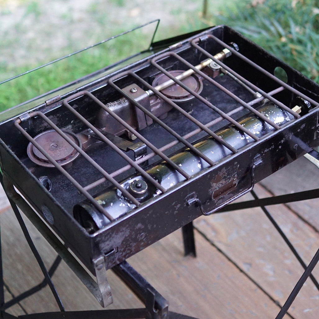 1930's COLEMAN Model 9E Two Burner Stove