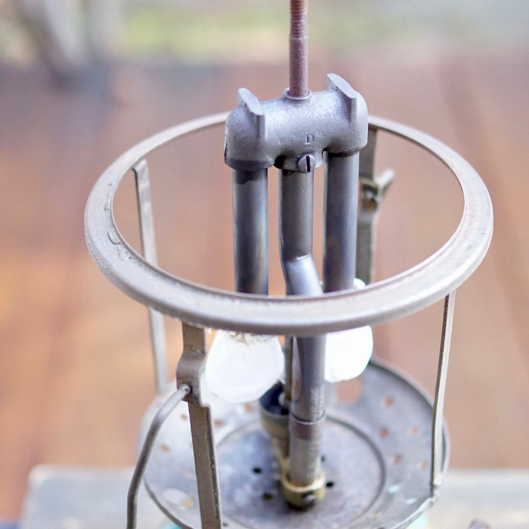 1930's COLEMAN 235 Kerosene Lantern