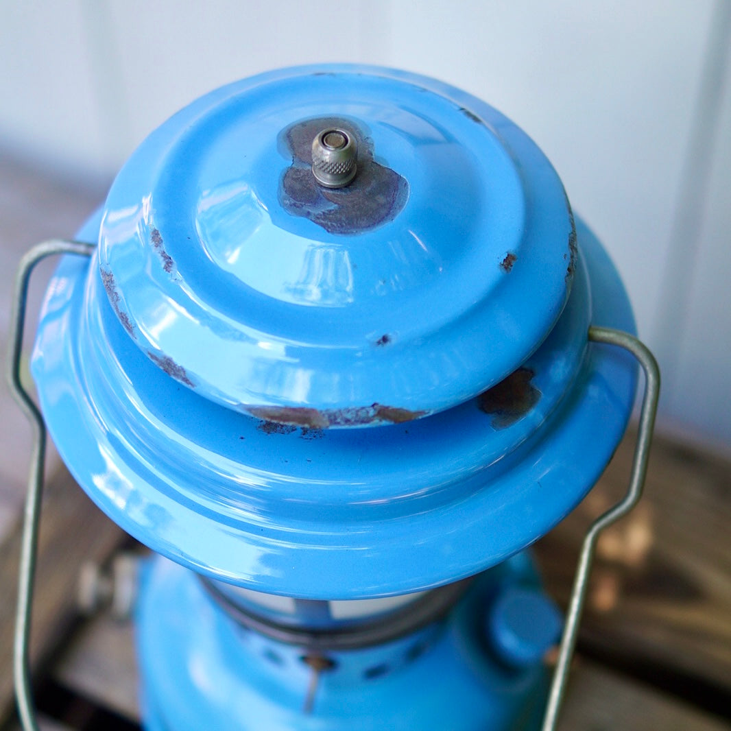 1971/2 SEARS 72215        Single mantle lantern