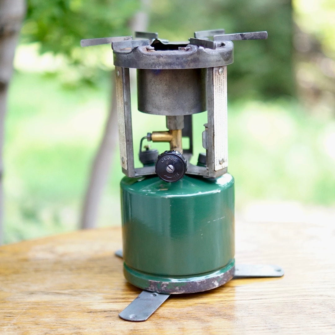 1942's COLEMAN520 GI POCKET STOVE