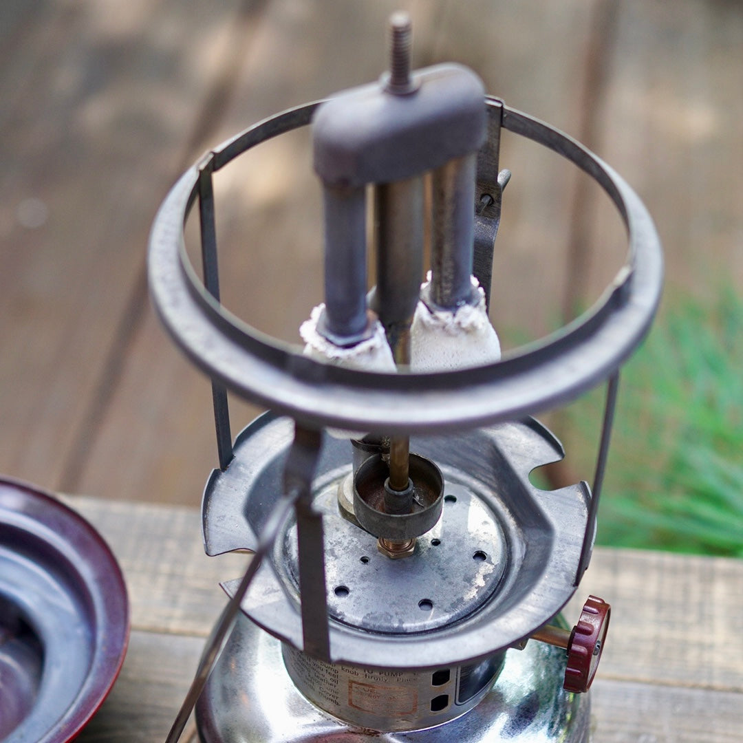 1976/1 COLEMAN 231-720 Kerosene Lantern