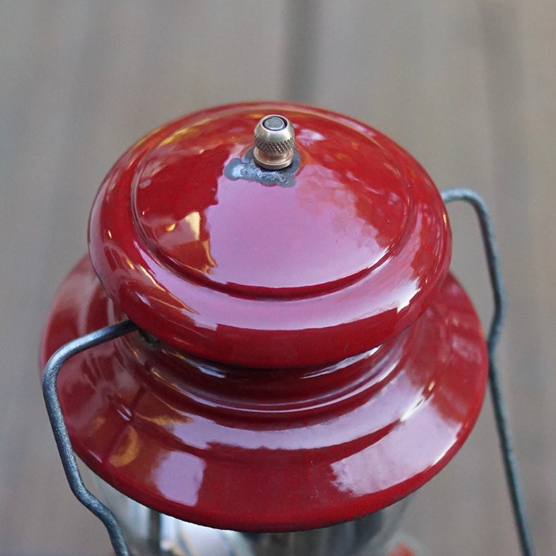 1962/1 COLEMAN 200A Burgundy