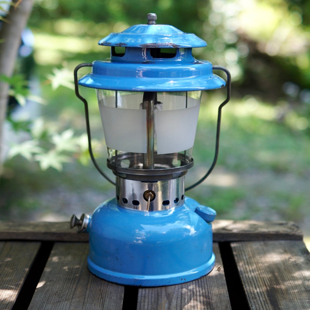 1971/2 SEARS 72215        Single mantle lantern