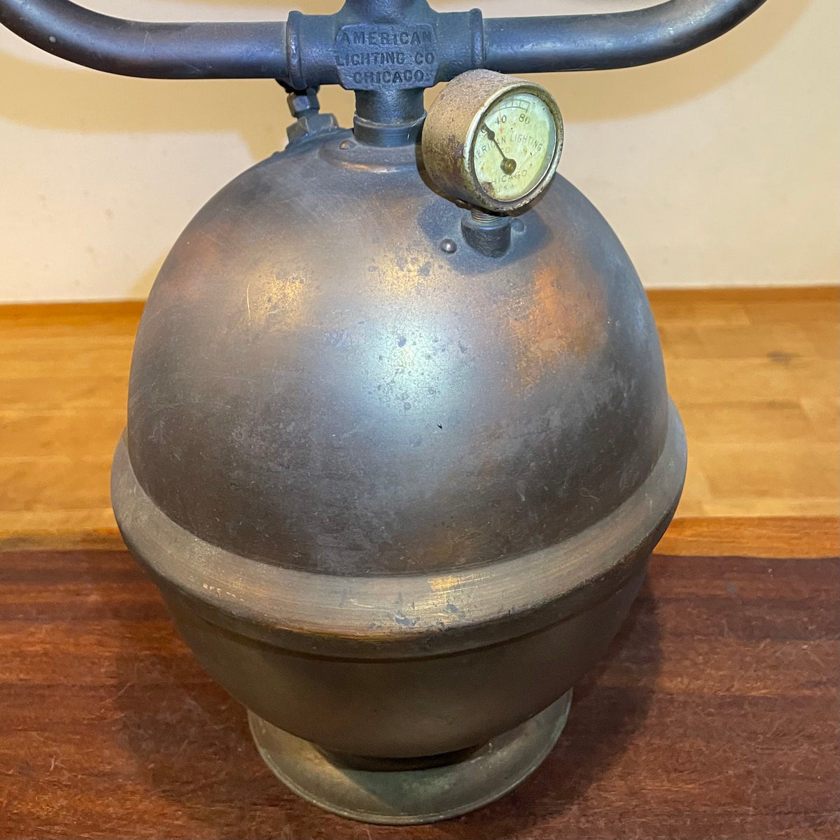 1900's AMERICAN LIGHTING.Co CHICAGO
Arc Lamp