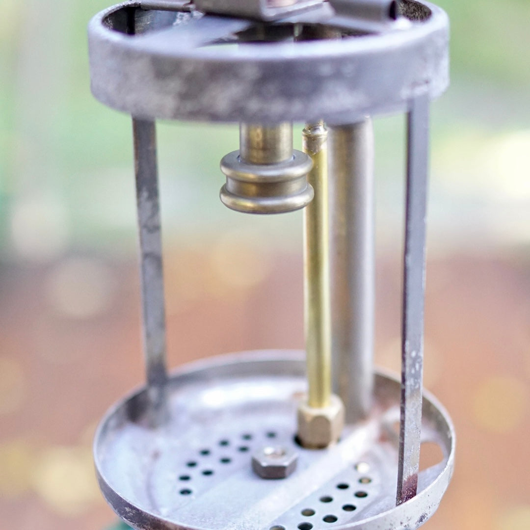 1951/8 COLEMAN 200A Christmas