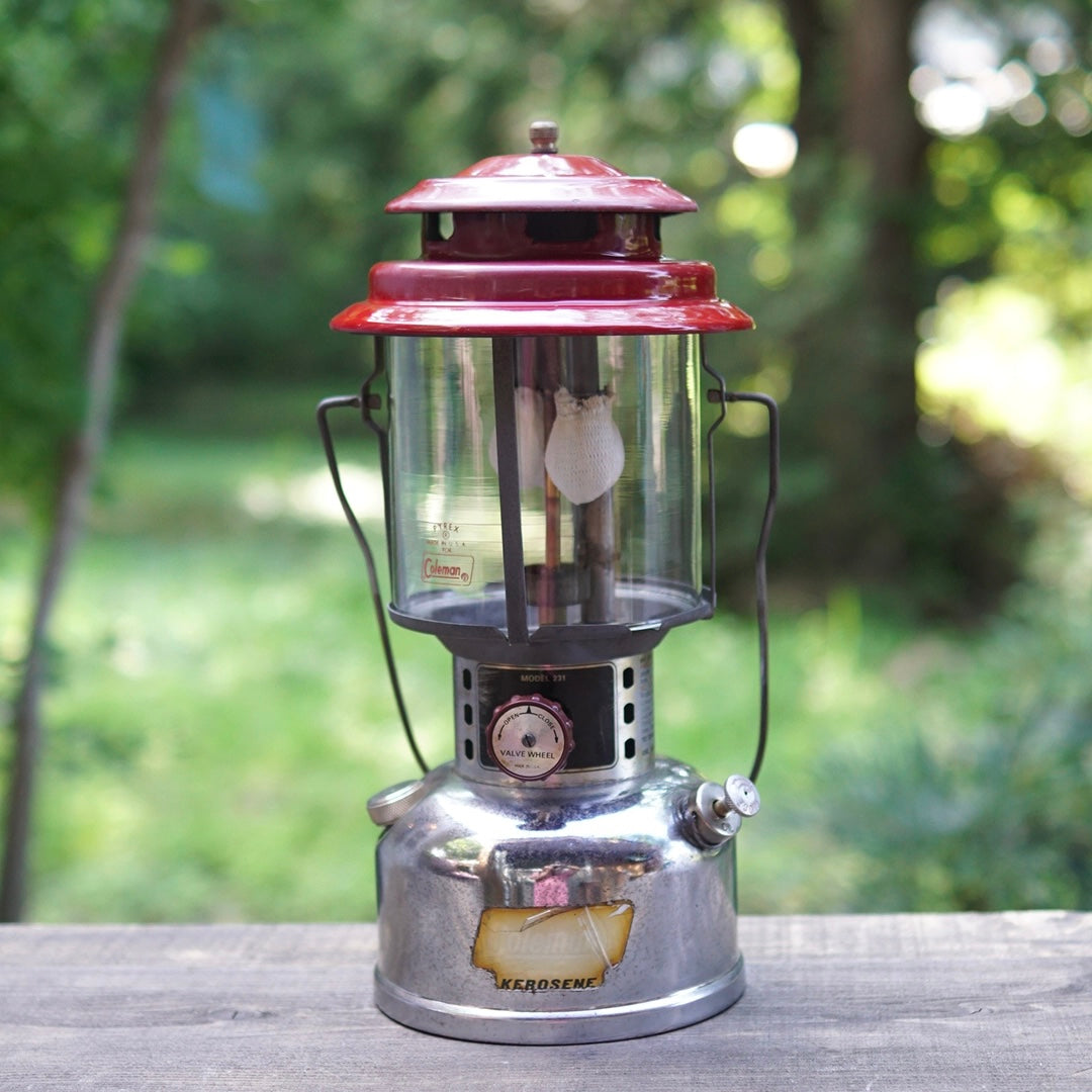 1976/1 COLEMAN 231-720 Kerosene Lantern