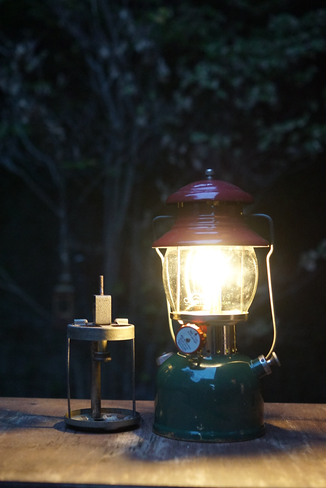 1951/4 COLEMAN 200 Christmas Lantern