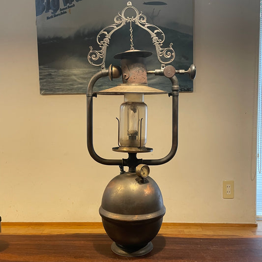 1900's AMERICAN LIGHTING.Co CHICAGO
Arc Lamp