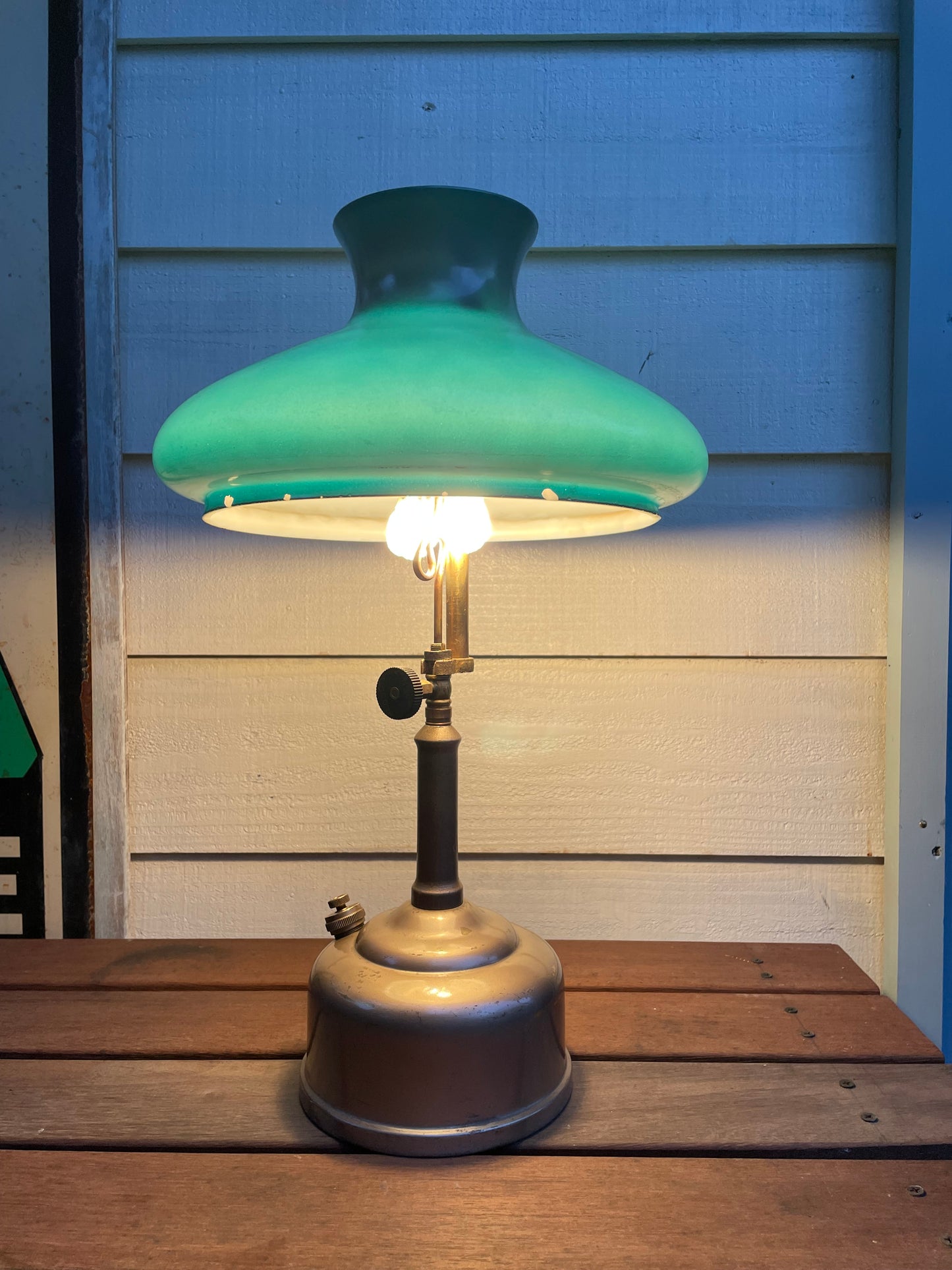 1920-30's Akron model 121 lamp