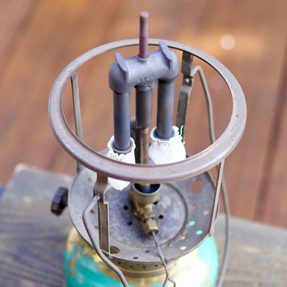 1930's COLEMAN 235 Kerosene Lantern