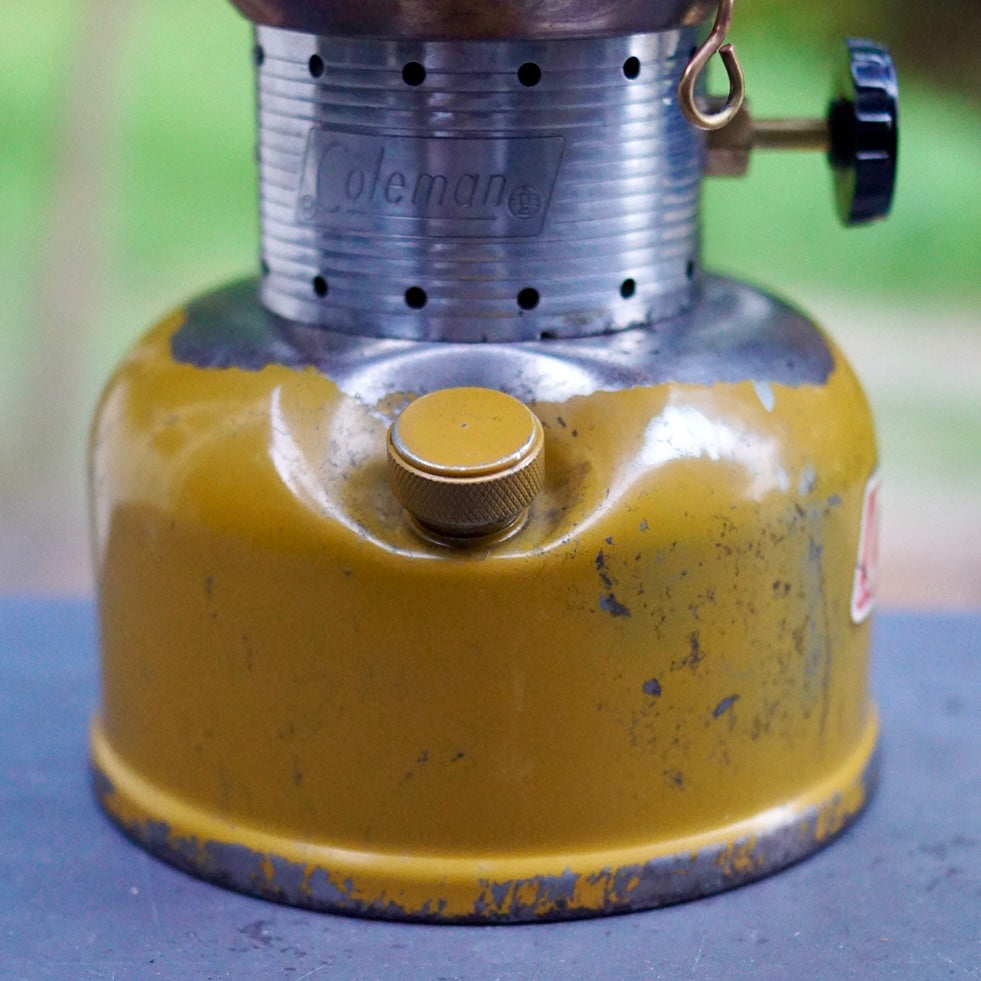 1972/1 COLEMAN 228F   GOLD BOND