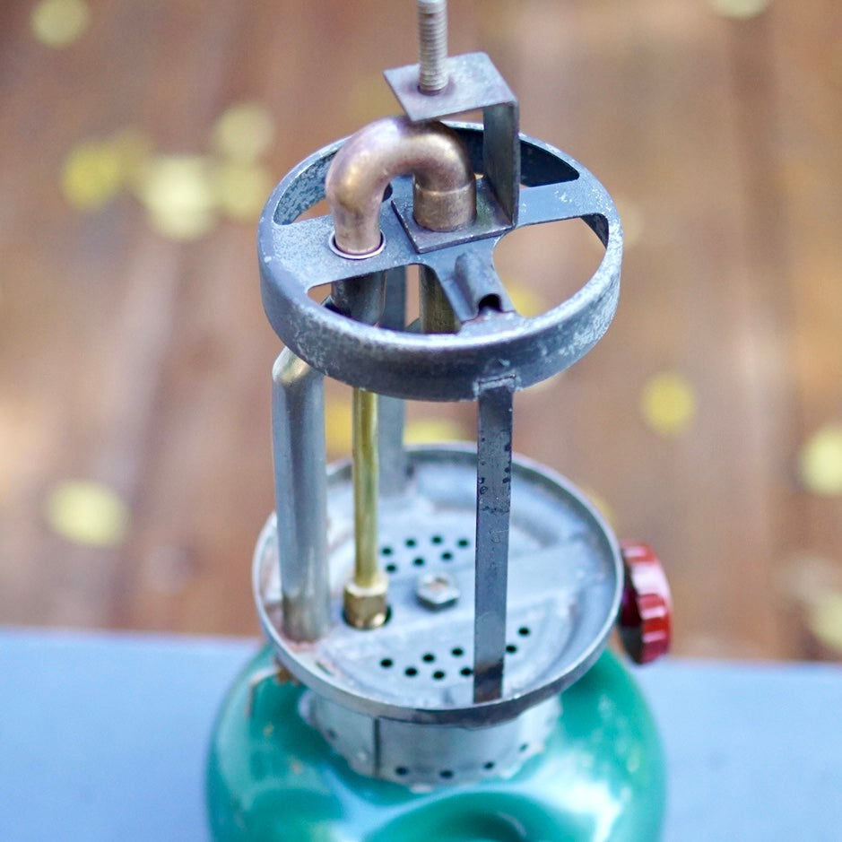 1951/8 COLEMAN 200A Christmas