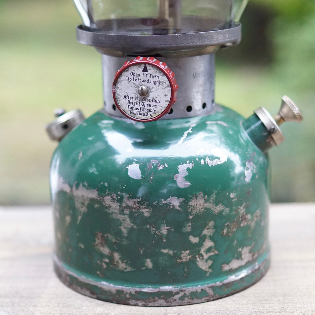 1951/8 COLEMAN 200A Christmas Lantern