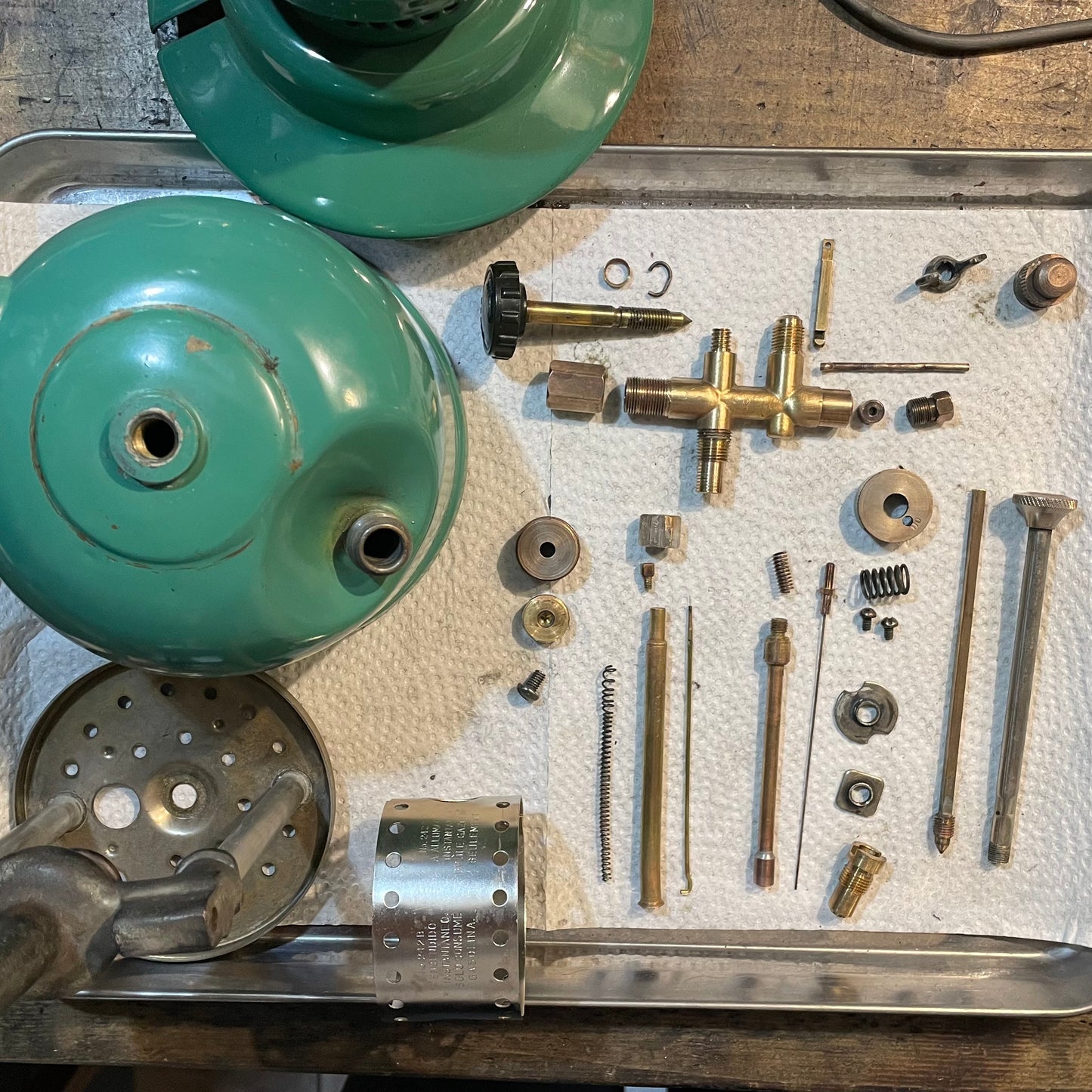 1947/3 COLEMAN 242B Canada Seafoam