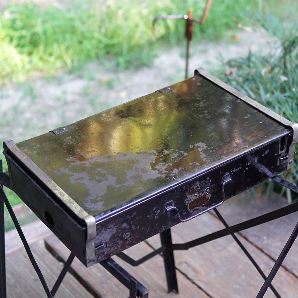 1930's COLEMAN Model 9E Two Burner Stove