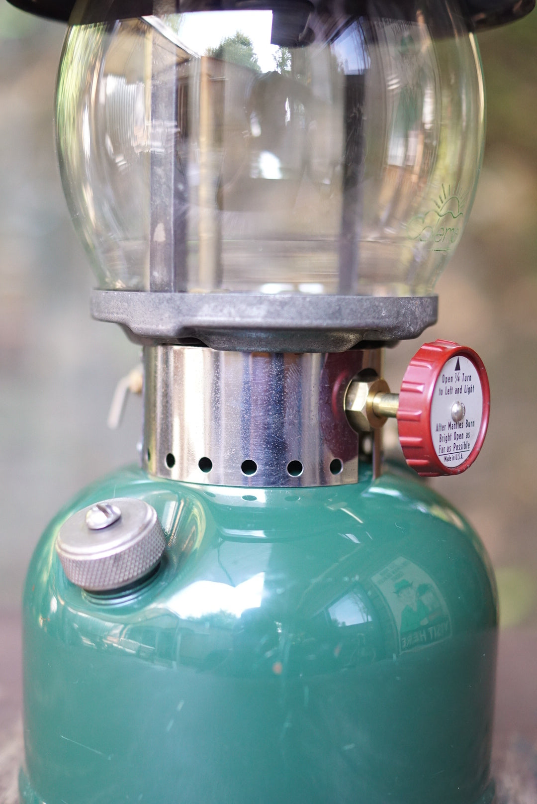 Beautiful! 1951/4 COLEMAN 200 Christmas Lantern