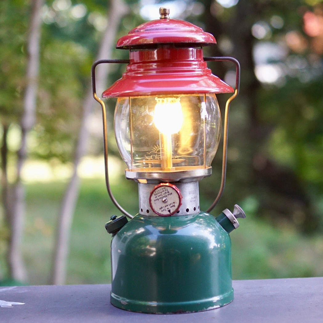 1951/8 COLEMAN 200A Christmas