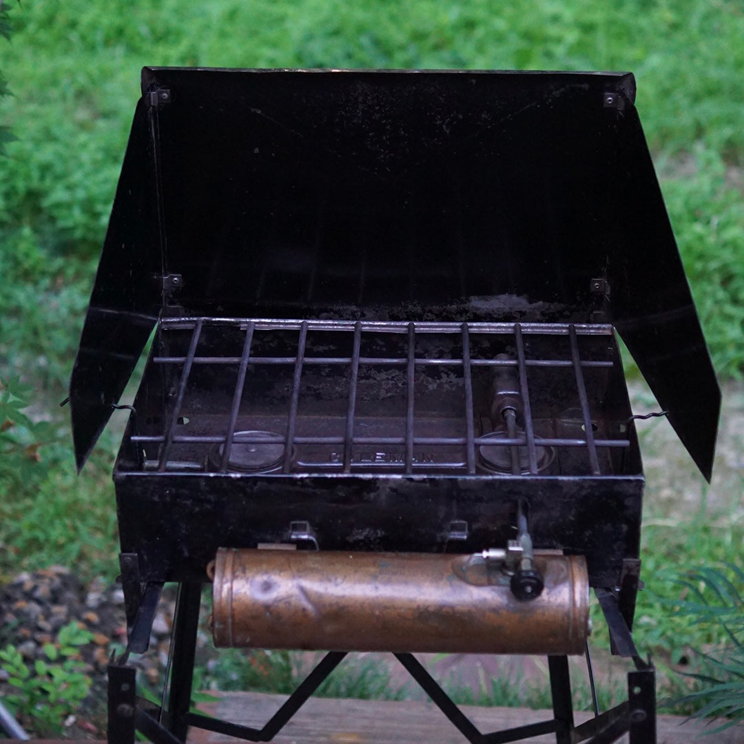 1930's COLEMAN 6F ?       Two Burner Stove