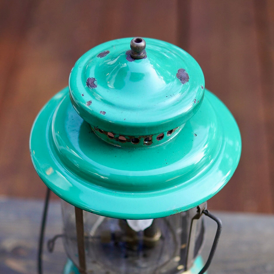 1930's COLEMAN 235 Kerosene Lantern