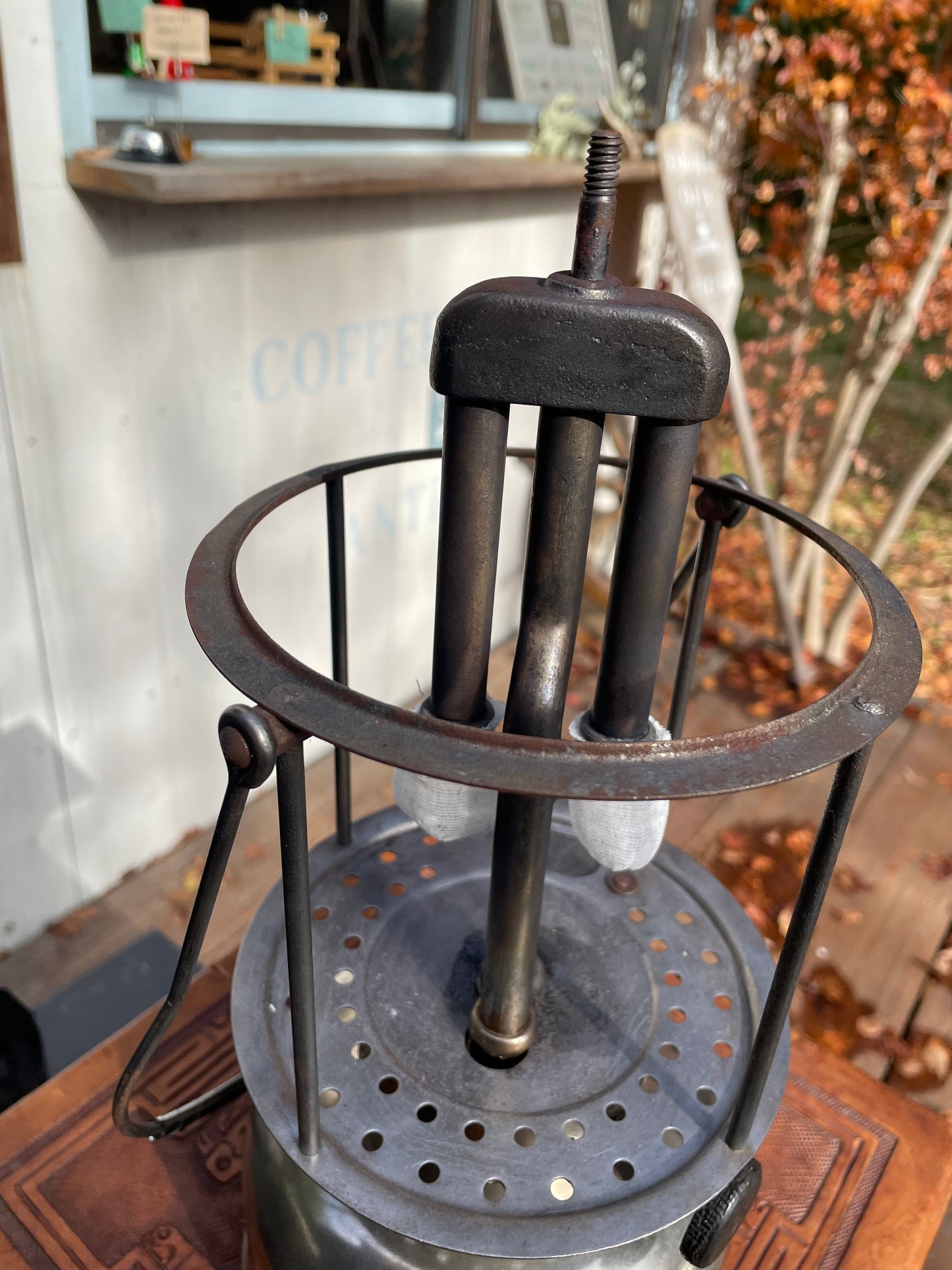 1917's COLEMAN QL327 Early Model