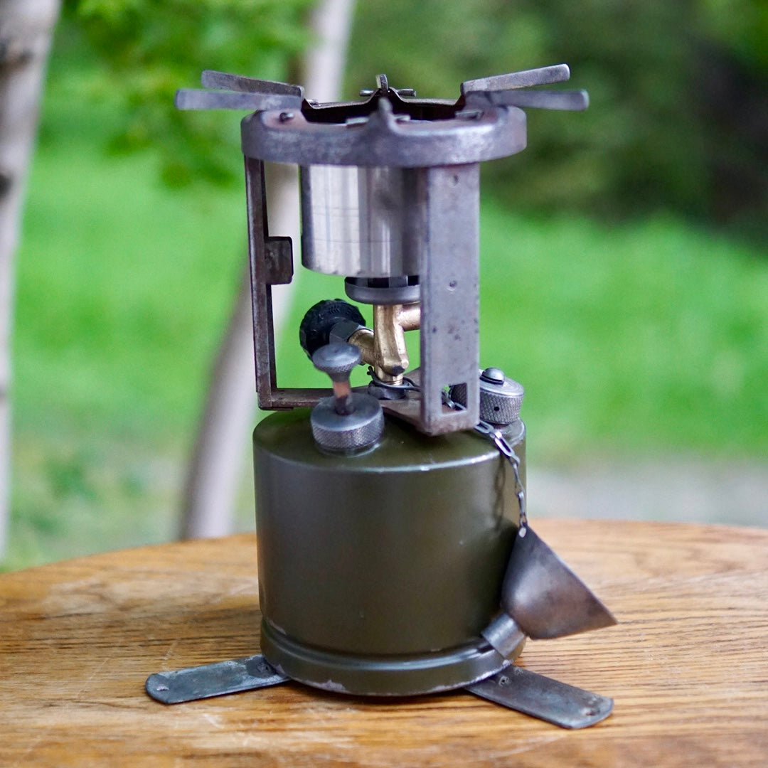 1943's COLEMAN520 GI POCKET STOVE