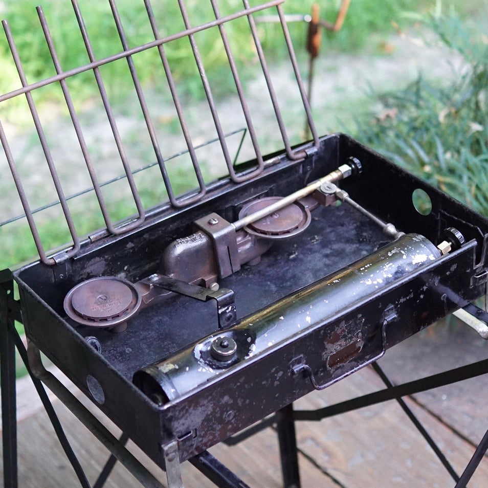 1930's COLEMAN Model 9E Two Burner Stove