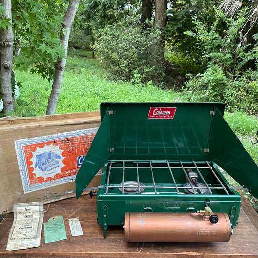 1950's COLEMAN Canada 4M Two Burner Stove