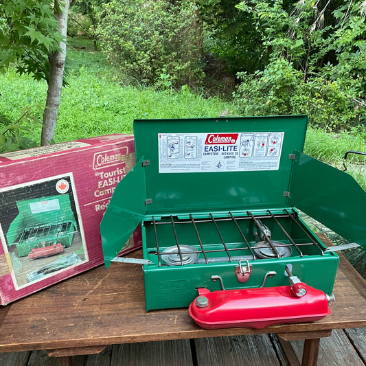 1979/2 COLEMAN 431 "Tourist" Canada                  Two Burner Stove