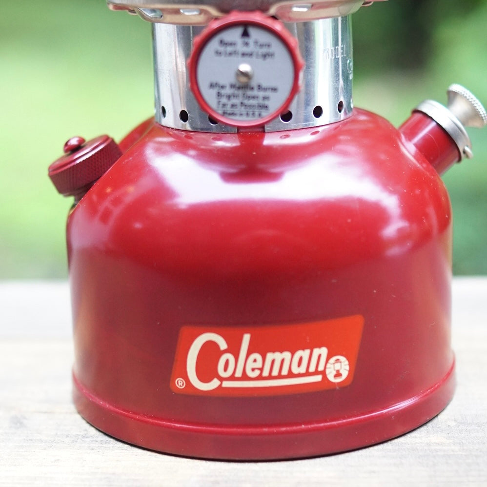 Museum-Quality！             1962 /1Coleman 200A Burgundy