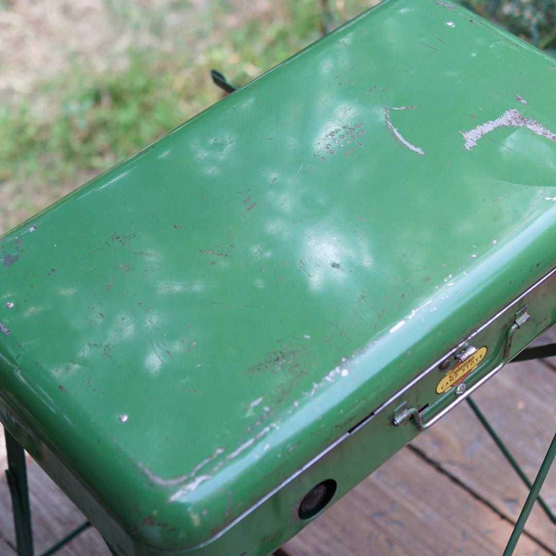 1941's COLEMAN 419         Two Burner Stove