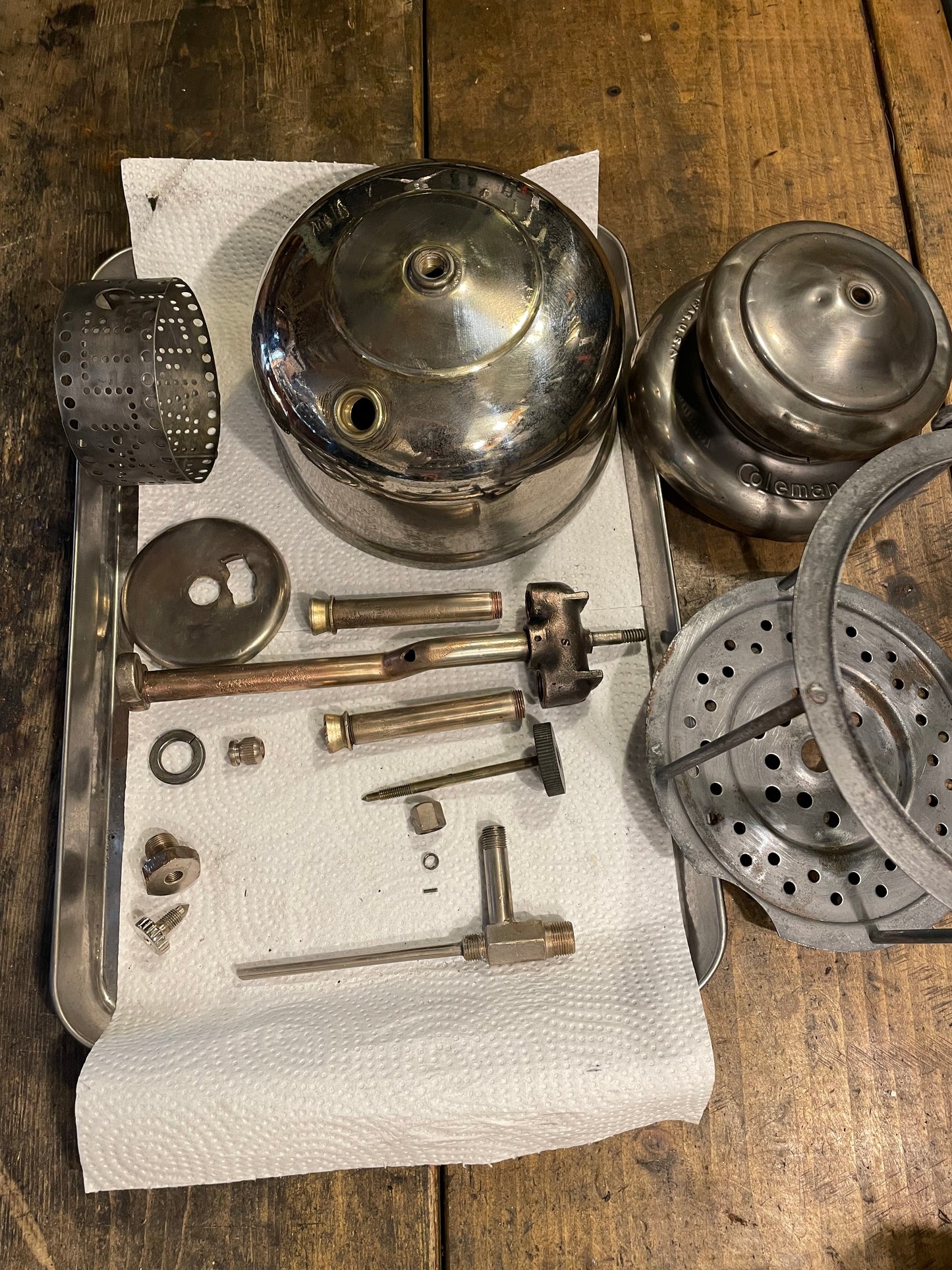 1920's COLEMAN L327