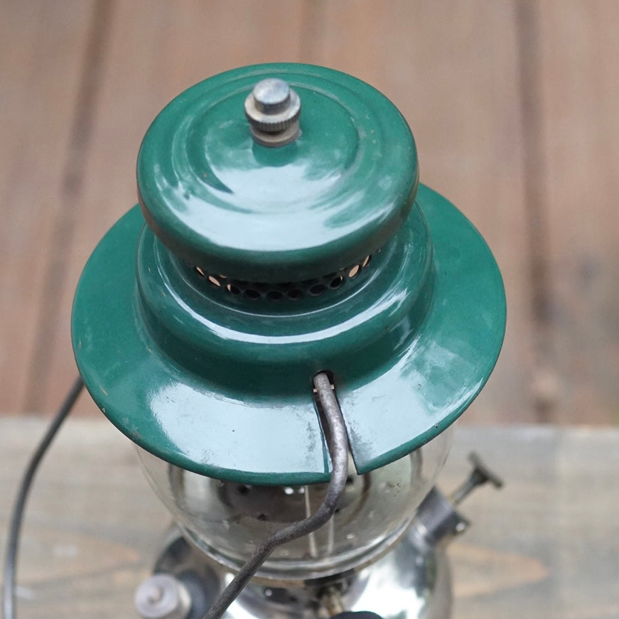 1935/8 COLEMAN 242K Canada Kerosene Lantern