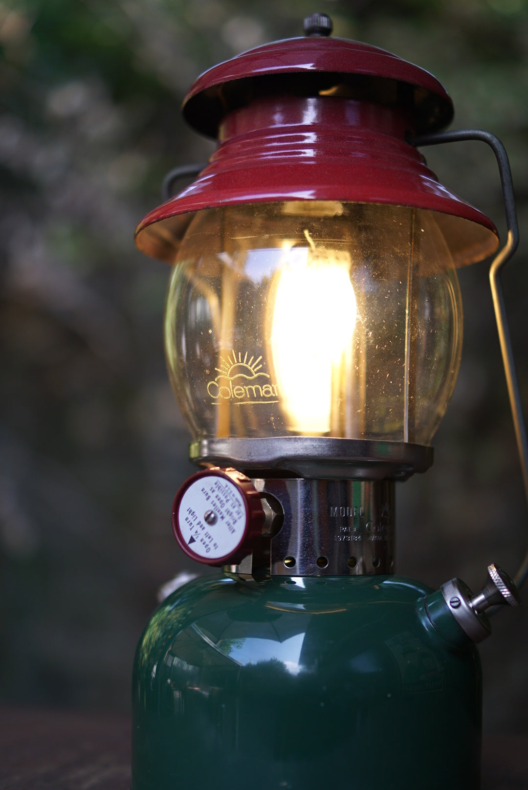 Beautiful! 1951/4 COLEMAN 200 Christmas Lantern