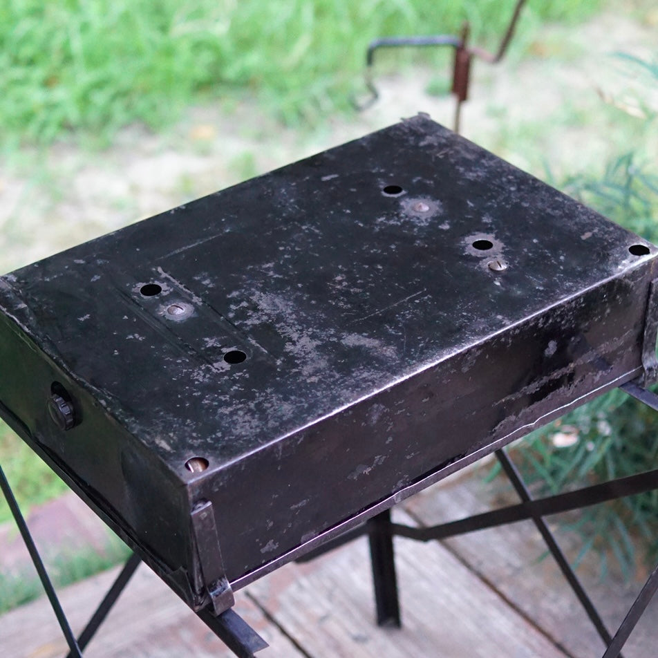 1930's COLEMAN 6F ?       Two Burner Stove