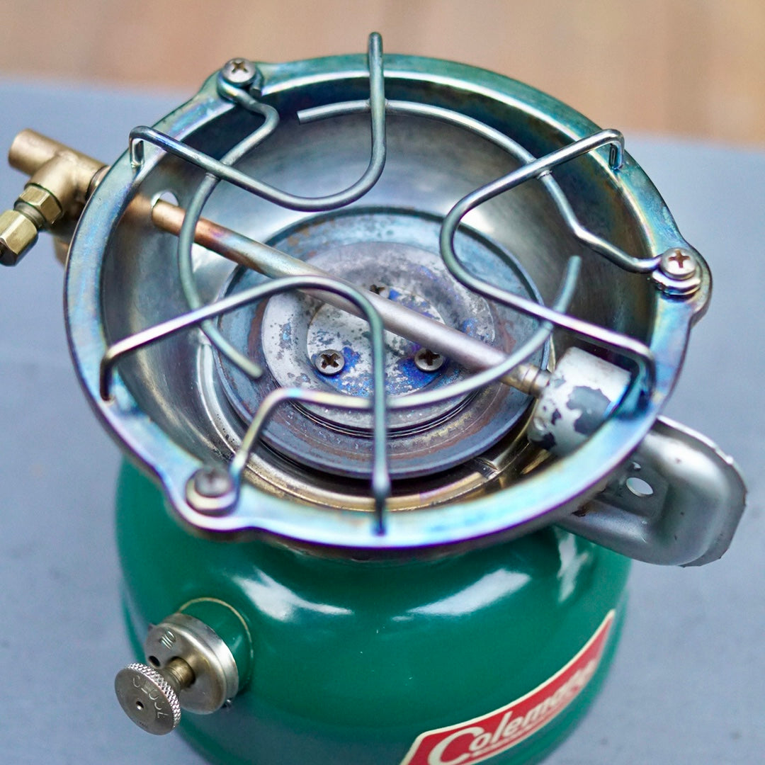 1966/8 COLEMAN 502-800 Single Burner Stove with Cook Kit