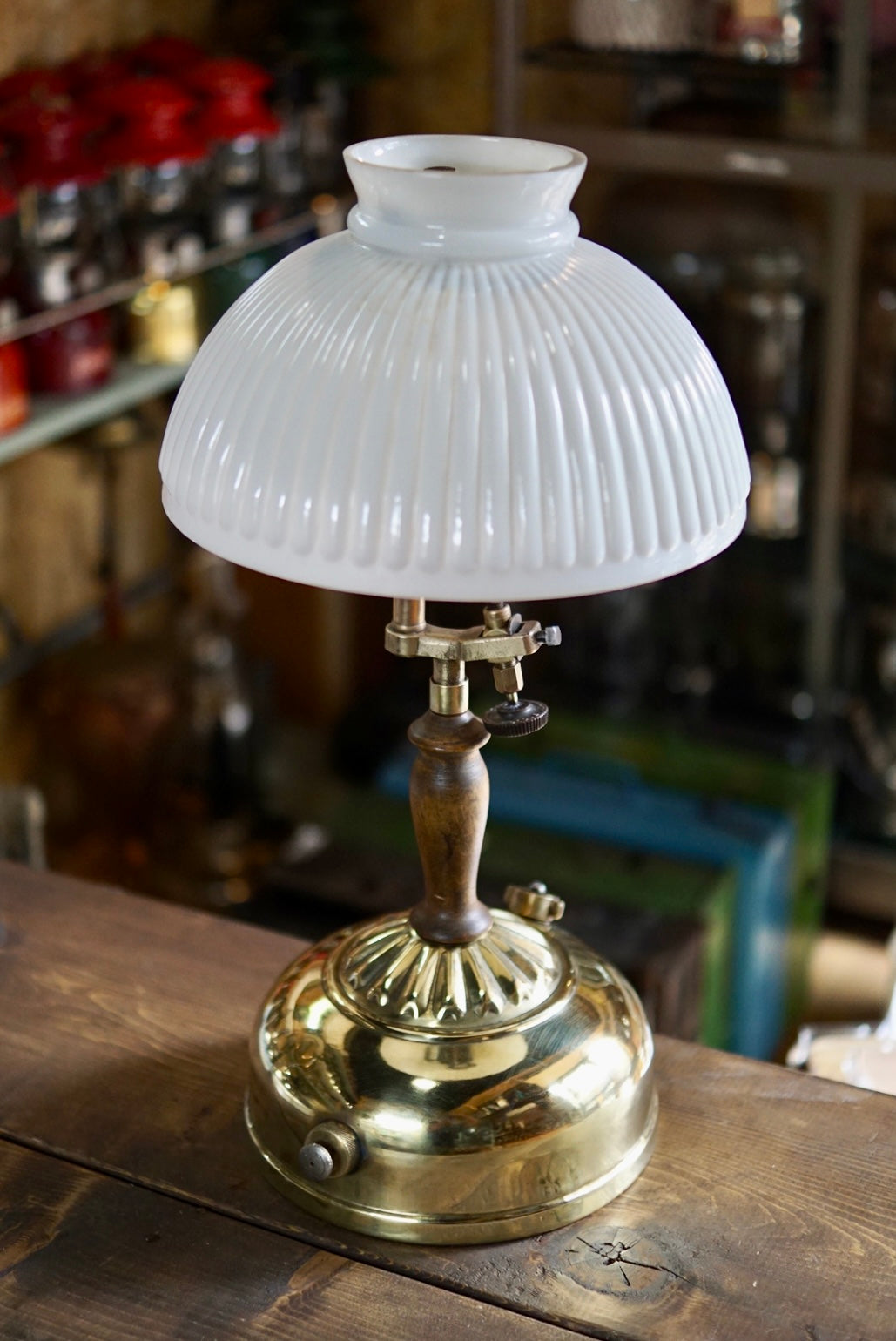 1920's COLEMAN Model 118 LAMP