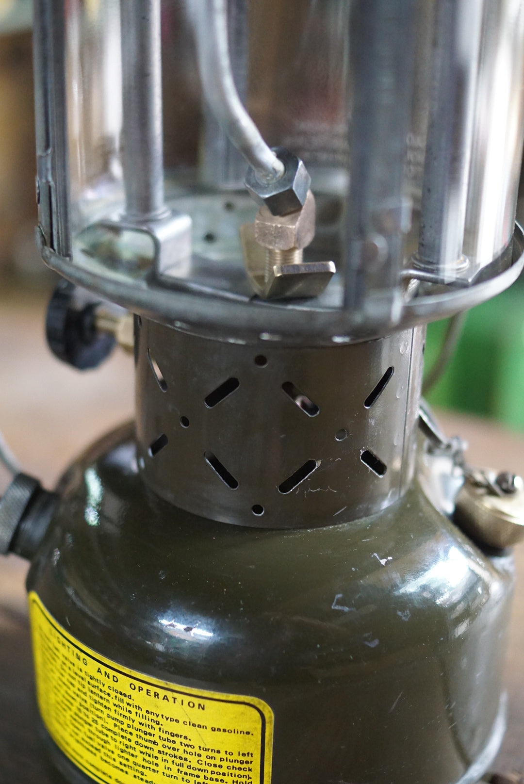 1975's COLEMAN 252A MILITARY LANTERN