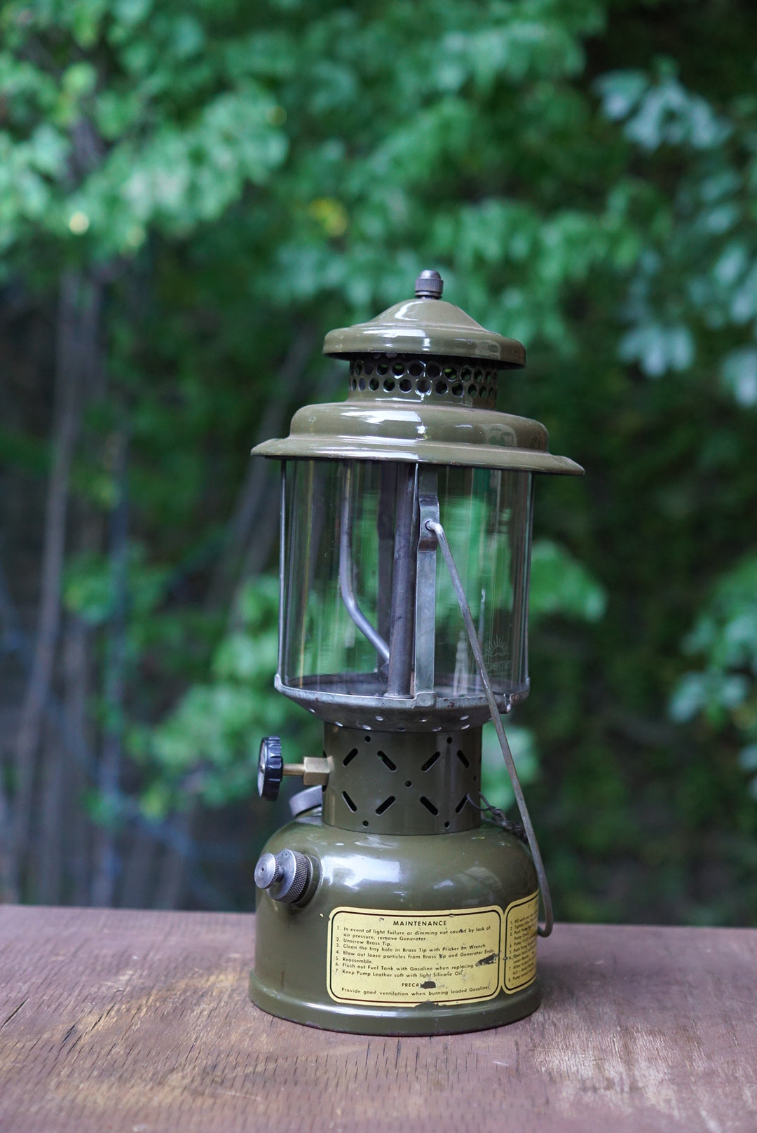 1952's COLEMAN 252A GI Lantern