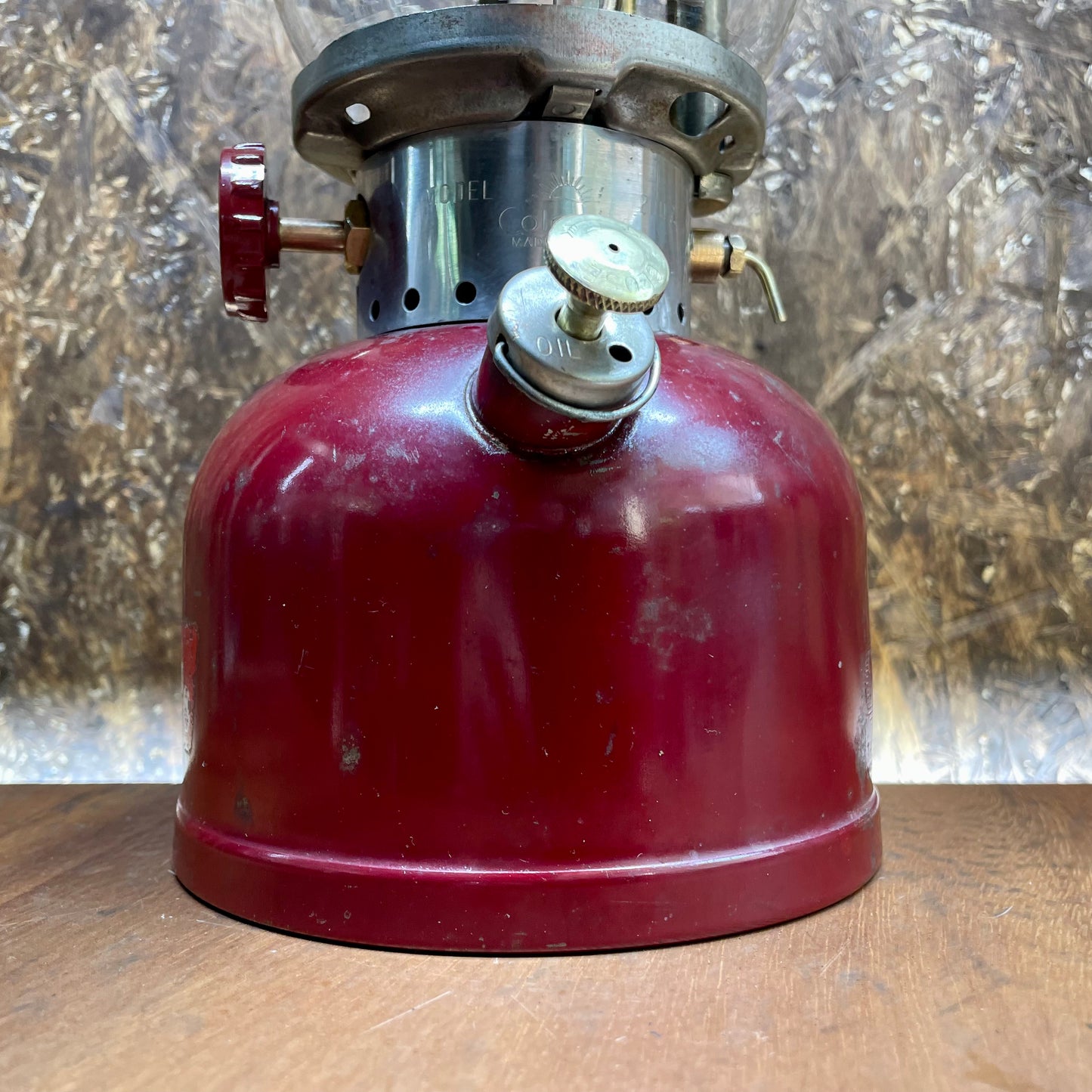 1961/9 COLEMAN200A Burgundy